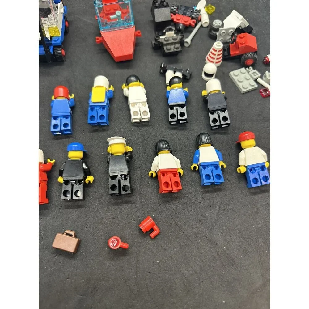 Vintage Lego‎ Minifigure Lot Space Town Late 80's Early 90's Misc Items